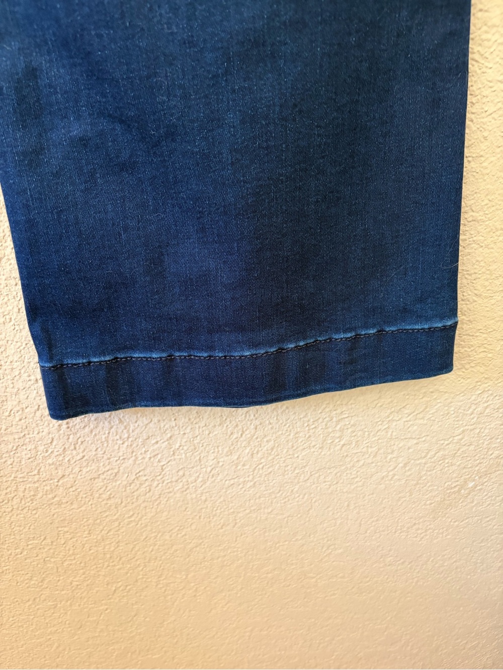 7 For All Mankind Dojo Flare Leg Dark Wash Jeans 28 - Picture 8 of 11